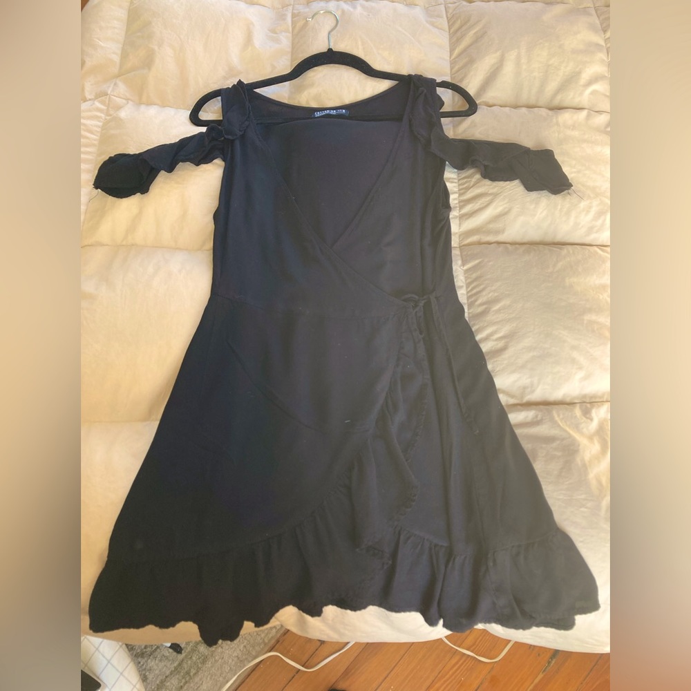 black wrap dress